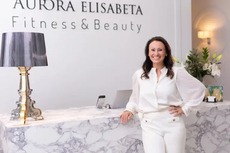Aurora im Schönheitssalon Wien